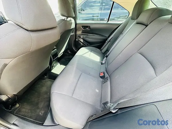 carros - Toyota corolla LE 2022 10