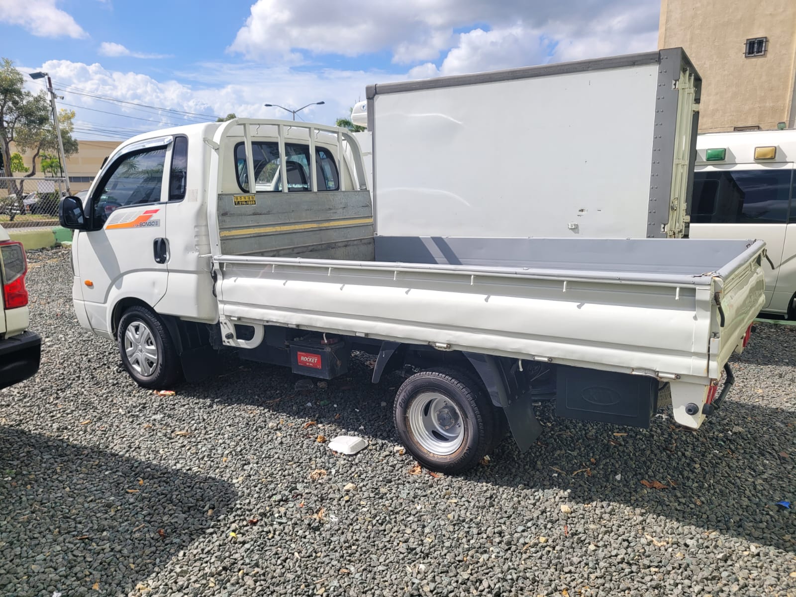 camiones y vehiculos pesados - Kia Bongo III 2019 9