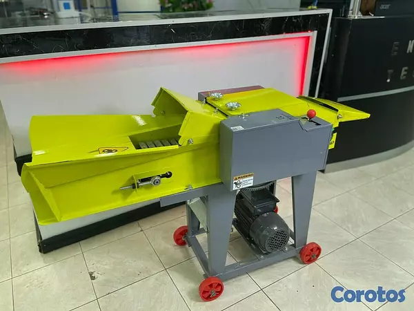 equipos profesionales - Trituradora cortadora procesadora de paja heno seco para alimento de animales 7