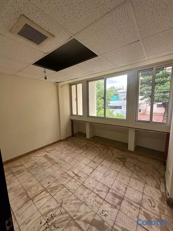 oficinas y locales comerciales - LOCAL COMERCIAL  4