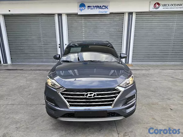 jeepetas y camionetas - HYUNDAI TUCSON 2020 GRIS DIESEL 7