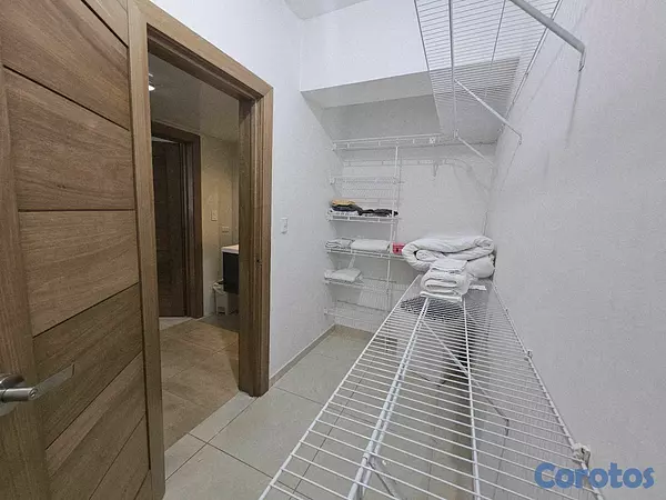 apartamentos - Alquiler de Apartamento Amoblado en Evaristo Morales 8