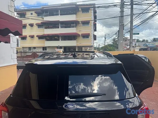 jeepetas y camionetas - Ford Explorer ST 2020
 6