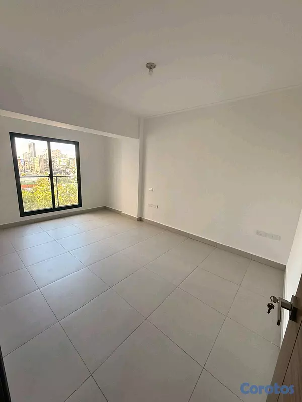 apartamentos - Apartamento en alquiler en torre Nueva en 📍Evaristo Morales  10