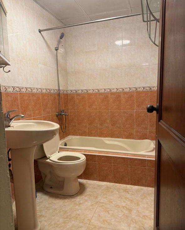 apartamentos - De oportunidad 
2do nivel en Alma Rosa II 3