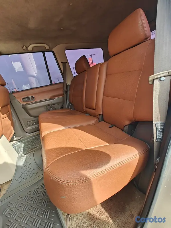jeepetas y camionetas - MITSUBISHI MONTERO 2002 SUPER CLEAN  9