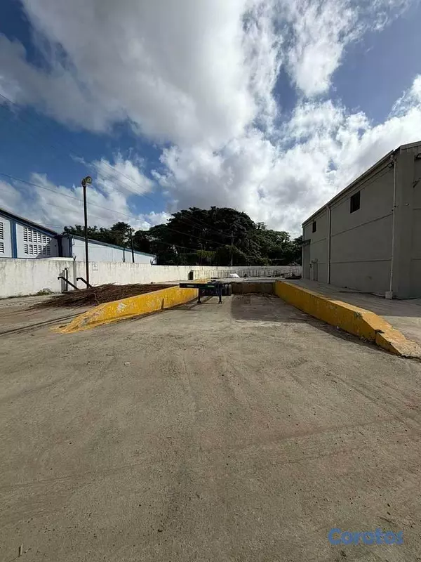 otros inmuebles - Alquilo Nave industrial en San Isidro 5