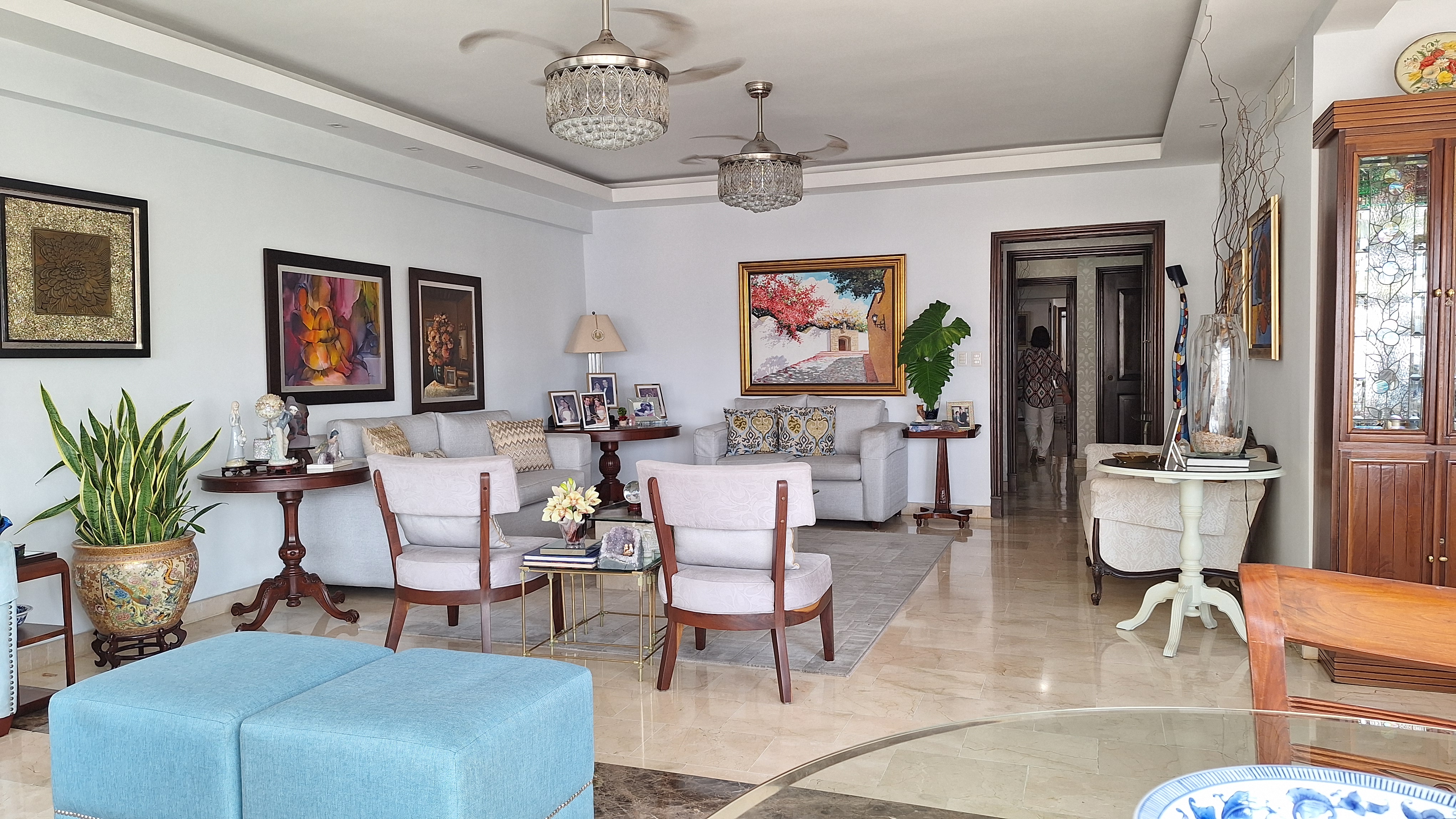 apartamentos - Apartamento en venta de 3 habitaciones más estudio 1