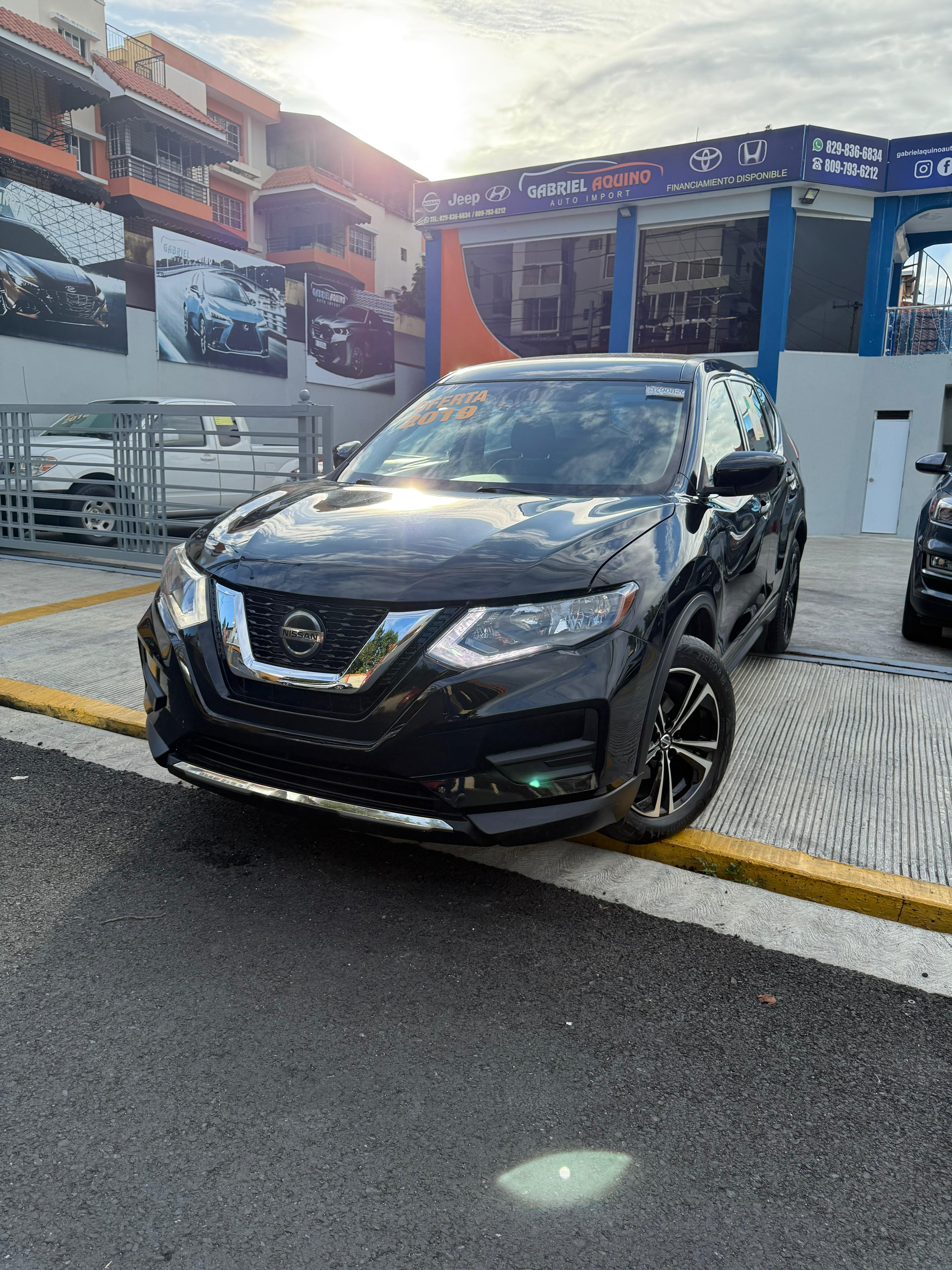 otros vehiculos - NISSAN ROGUE S  1
