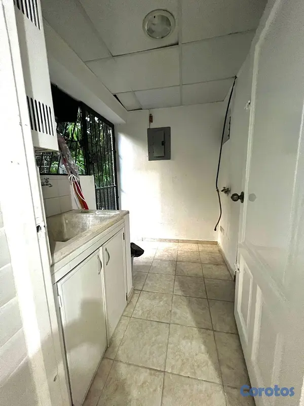 apartamentos - Amplio apartamento en Alquiler en exclusivo sector de Evaristo Morales 📍
 9