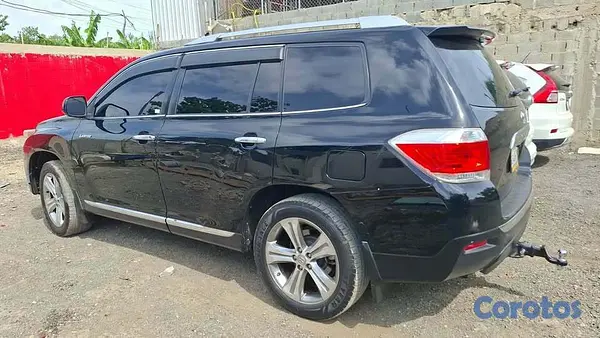 jeepetas y camionetas - Toyota Highlander 4x4 v6 3