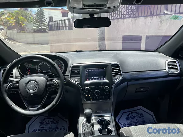 jeepetas y camionetas - ♻️JEEP GRAND CHEROKEE LADERO 2019✅ 2
