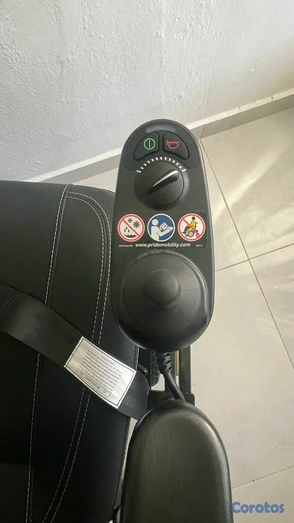 Salud y Equipamiento Médico - Silla de ruedas eléctrica y “Pride". 4