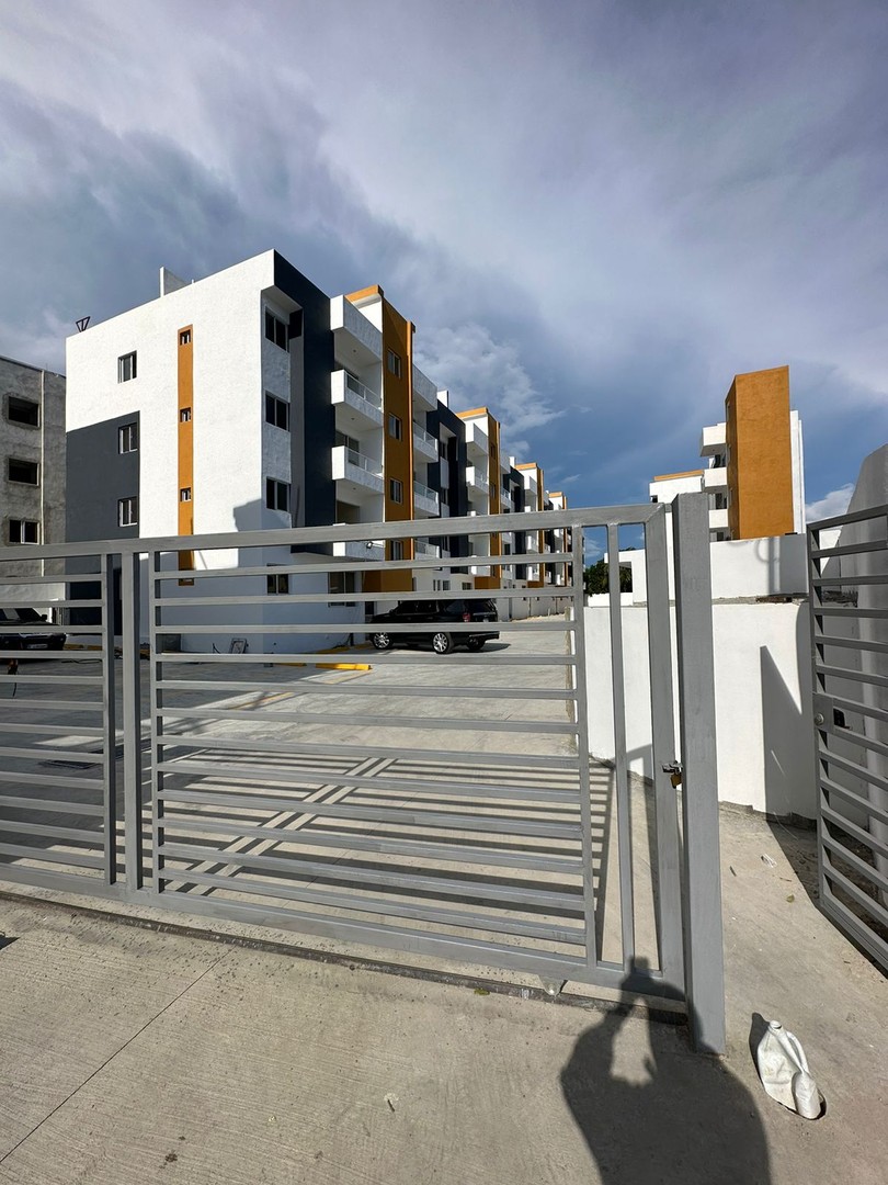 apartamentos - Apartamentos terminados, bono vivienda, especial de Black Friday, en block. V-2 3