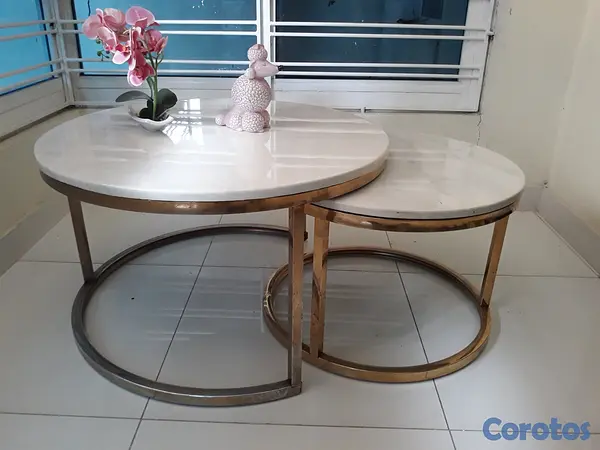 muebles y colchones - Vendo mesa doble de centro, tope en marmol y base  2