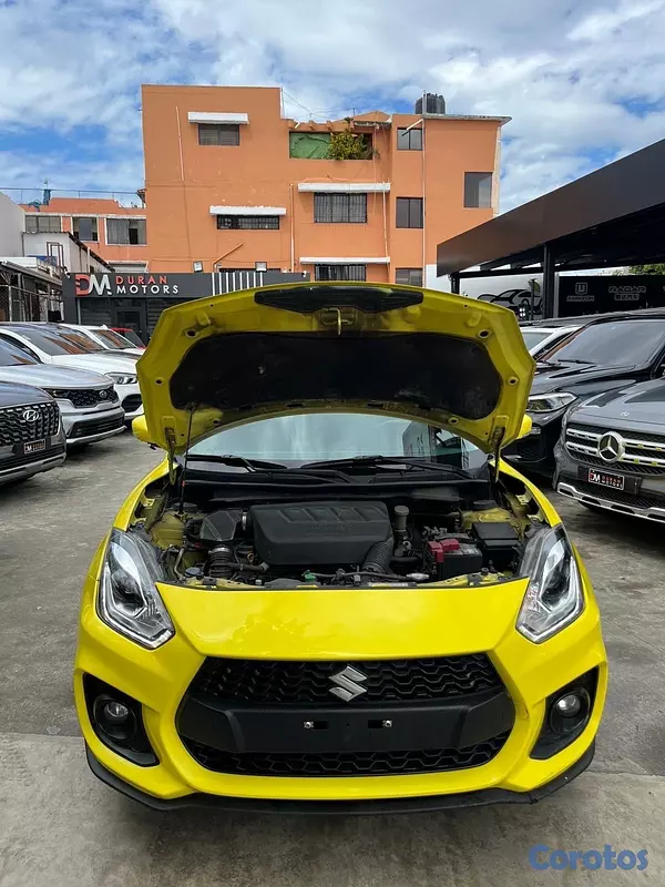 carros - Suzuki Swift Sport 2022
 10
