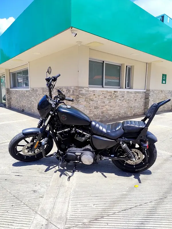 motores y pasolas - Harley Davidson Sportster Iron 2019 2