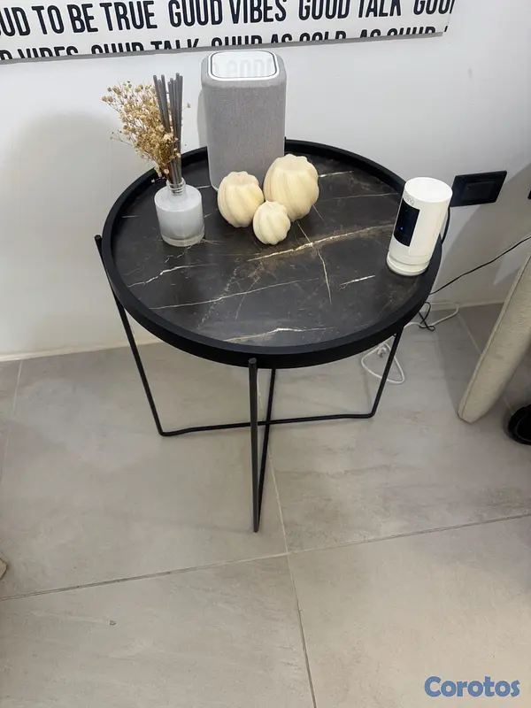 muebles y colchones - Mesa Lateral Moderna – Estilo Minimalista 2