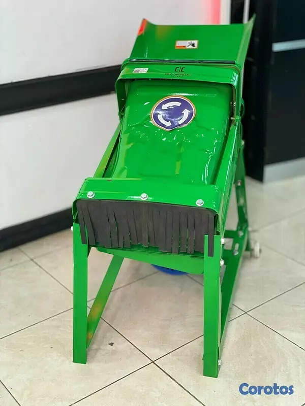 equipos profesionales - Desgranadora trilladora de maiz mazorca seco automatica  5