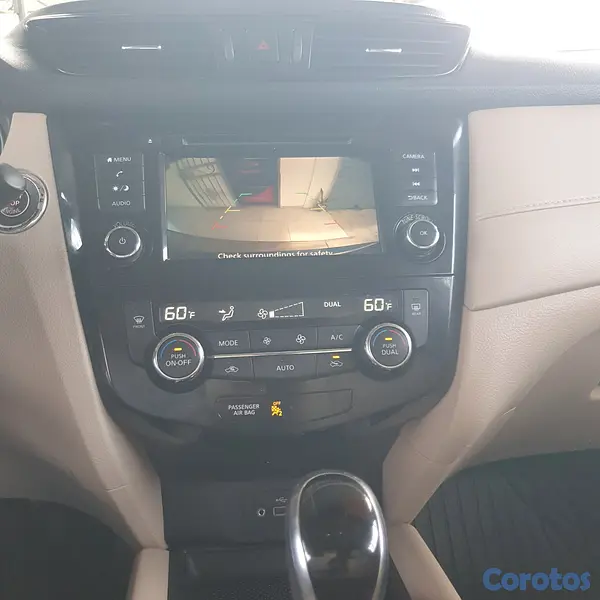 jeepetas y camionetas - Nissan Rogue S 2020 Impecable 5