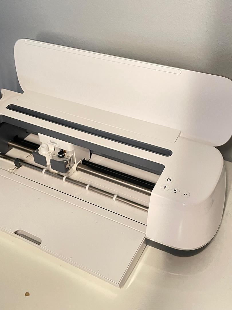 impresoras y scanners - Vendo máquina Cricut Maker excelentes condiciones 3