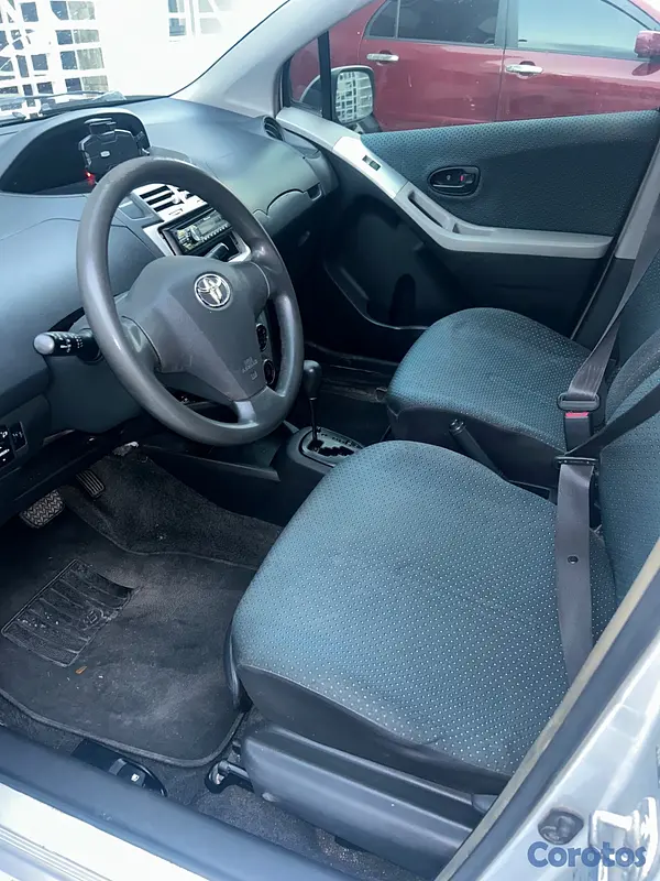 carros - Toyota Vitz 2007 4 Cilindros 15