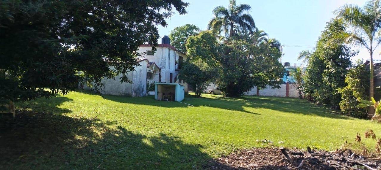 casas vacacionales y villas - venta de Villa con 4,200mts en Pedro Brand Santo Domingo con piscina  3