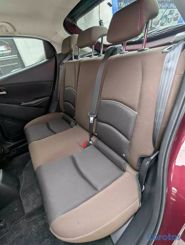carros - MAZDA2 2020 9