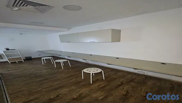 oficinas y locales comerciales - Alquiler de oficina en plaza comercial 9