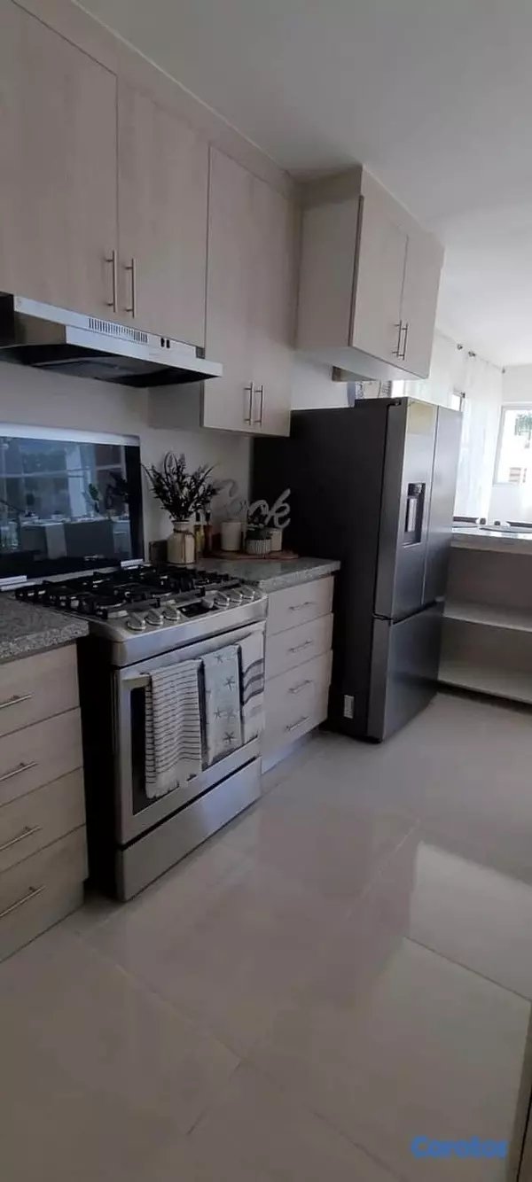 casas - ¿Amas la Privacidad? Súper Casa  Nueva en La Romana/Precio Negociable  9