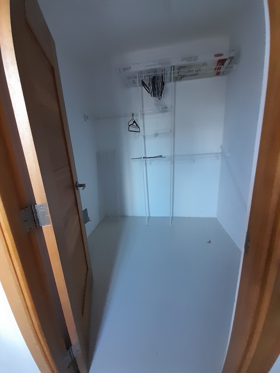 apartamentos - Sin intermediario 
Rento sin muebles con dos parqueos techados cuarto de servi 6