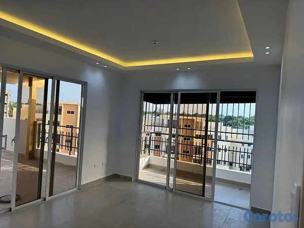 apartamentos - Tu nuevo hogar te espera – Amplio Penthouse en Alquiler. 4to - 5to nivel 12