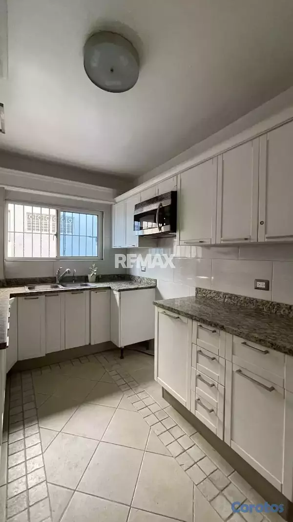 apartamentos - ALQUILO  apartamento en EVARISTO MORALES 2
