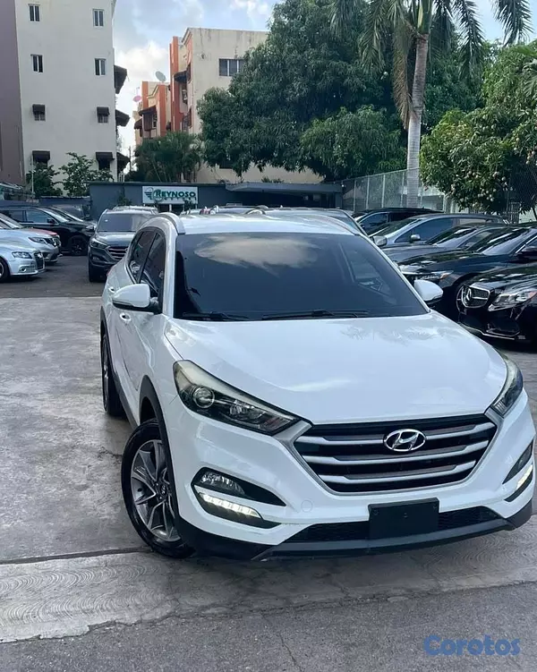 jeepetas y camionetas - HYUNDAI TUCSON 2018 2