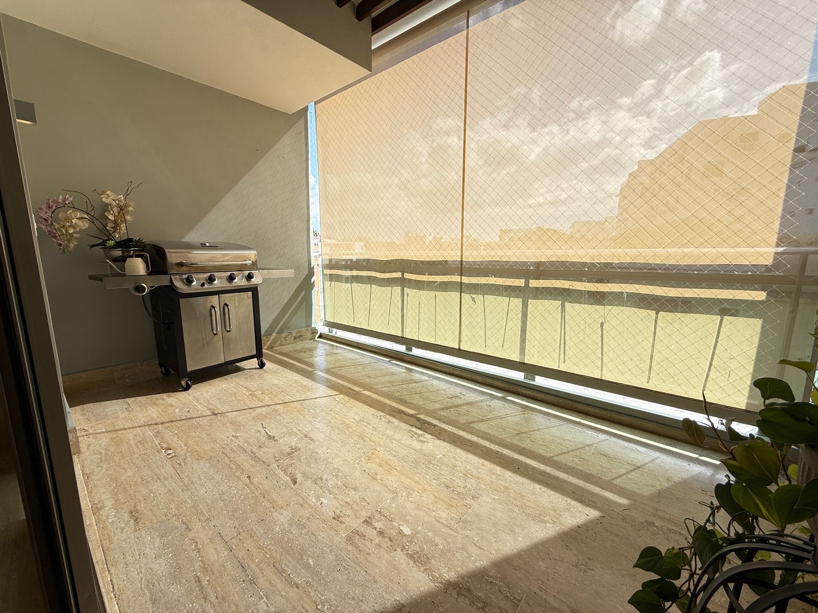 apartamentos - Vendo en el millón dos hab más estudio 2.5 baños  6