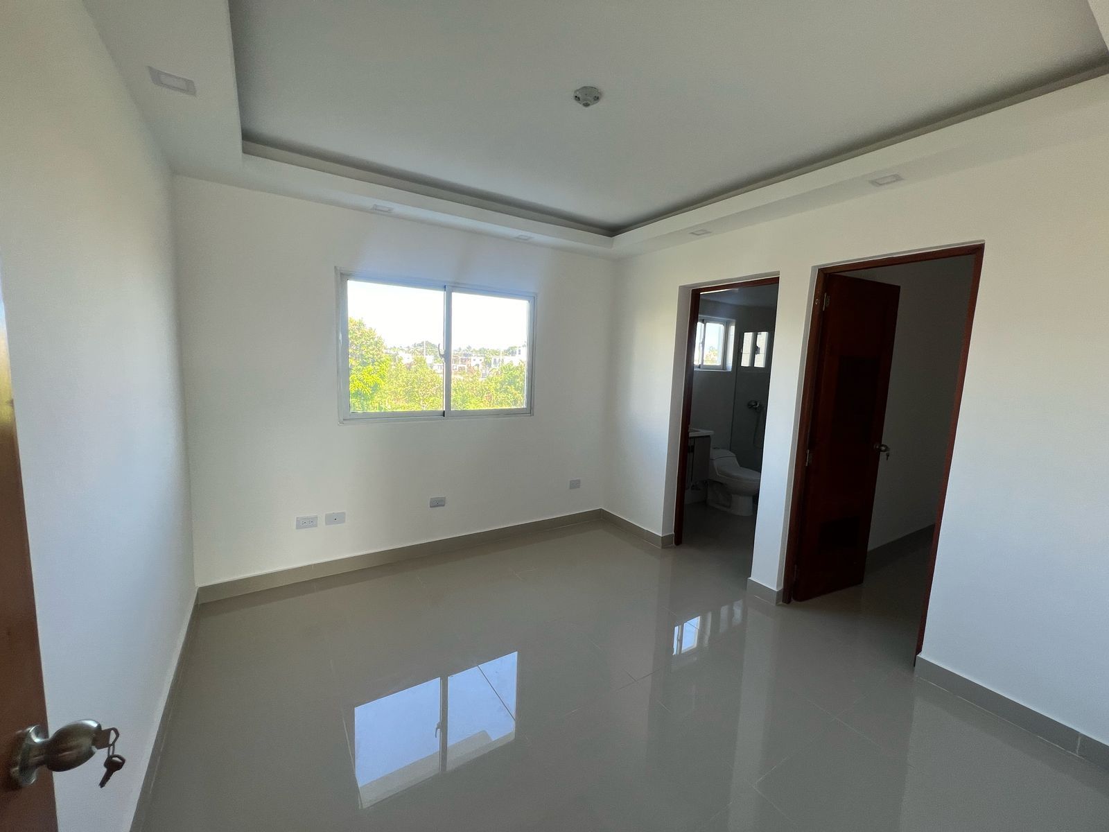 apartamentos - Se Vende Apartamento Nuevo en 2do Nivel, Prox a la Aut Las Américas  4