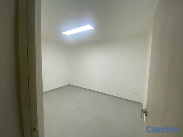 oficinas y locales comerciales - LOCAL COMERCIAL 4