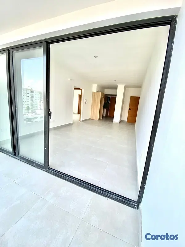 apartamentos - A estrenar iluminado y con concepto abierto en lo más céntrico  8