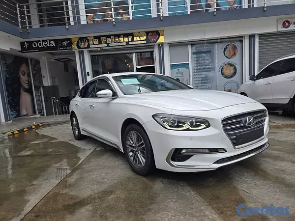 carros - HYUNDAI GRANDEUR 2018 BLANCO 2
