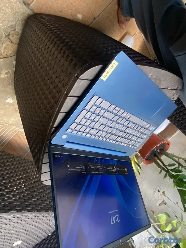 computadoras y laptops - Lenovo IdeaPad Slim 3 15ABR8 5