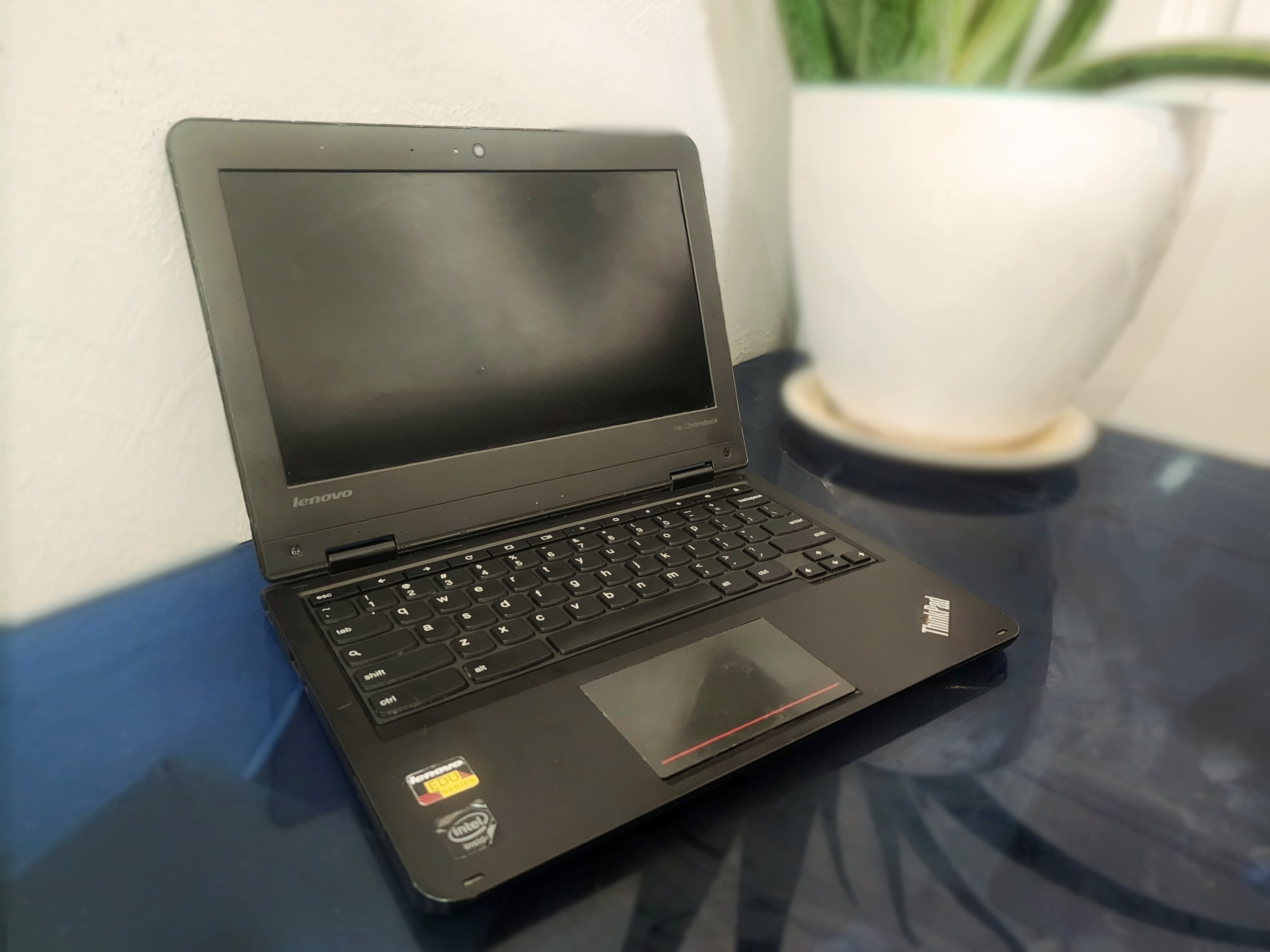 computadoras y laptops - 💻 Laptop Lenovo ThinkPad 11e Chromebook – Ideal para clases o uso básico. 1