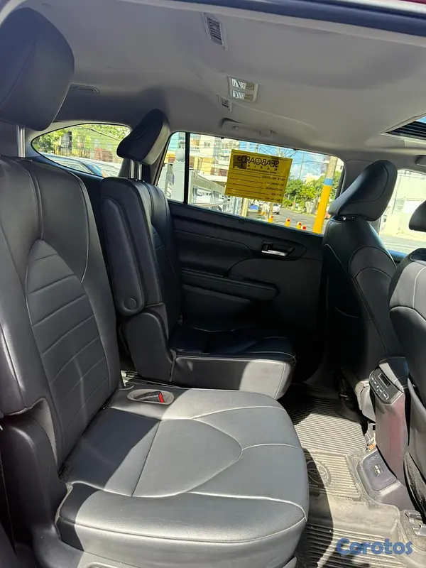 jeepetas y camionetas - Toyota highlander  2020 XLE  12