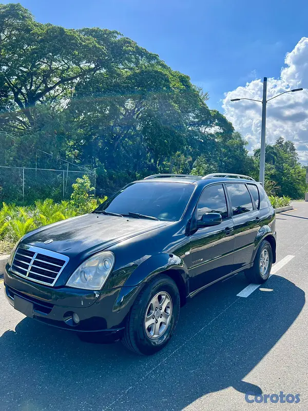 jeepetas y camionetas - 🔥 SSANGYONG REXTON RX270 2011 DIÉSEL — AUTOMÁTICA  2
