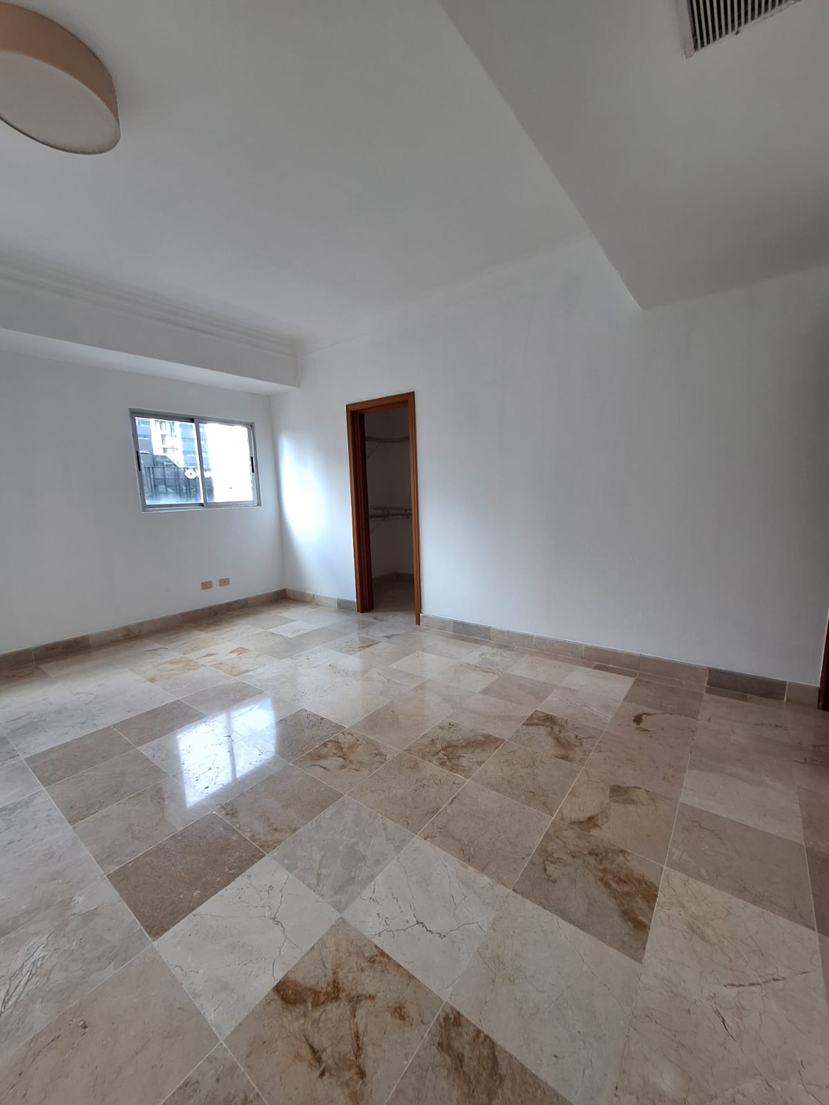 apartamentos - Rento apartamento en piantini piso en marmol 9