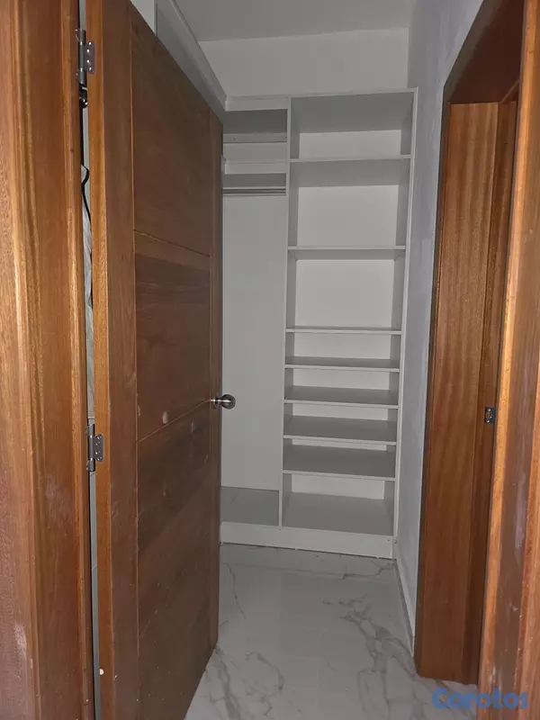 apartamentos - Cacicazgos 2da con Terraza Lujoso Apto. con Acabados de 1era excelente ubicación 9