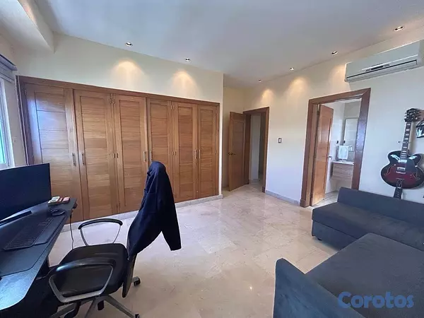 apartamentos - vendo la Esperilla piso 16 dos habitaciones 2.5 baños dos parqueos balcón serví 11