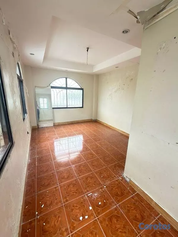 casas - vendo casa amplia de 3 habitaciones en vista hermosa  10
