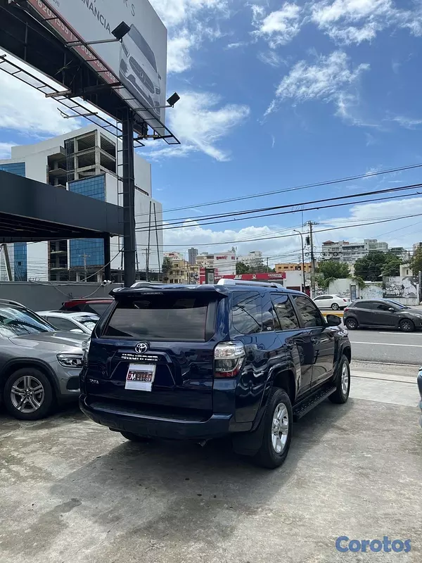 jeepetas y camionetas - Toyota 4Runner SR5 2021
 7