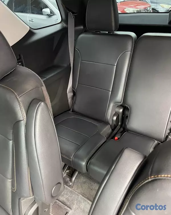 jeepetas y camionetas - CHEVROLET TRAVERSE LT 2019 8