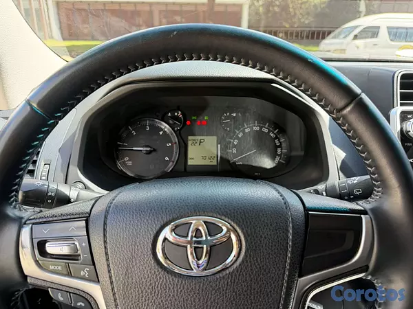 jeepetas y camionetas - Toyota land cruicer prado txl 2023 6